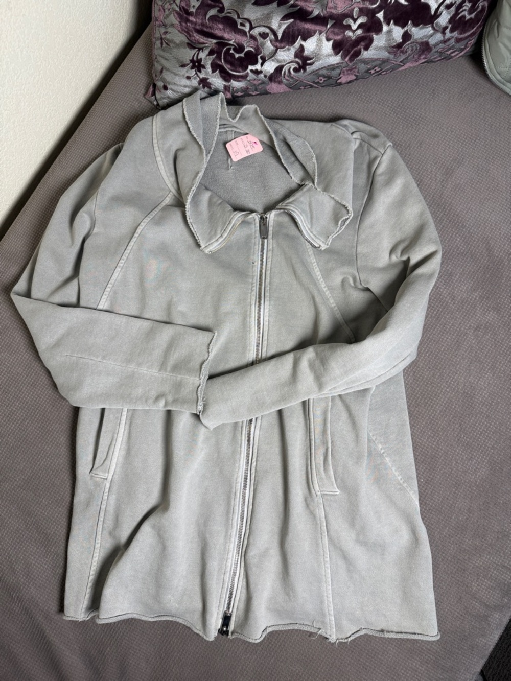 Boutique Women’s Light Gray Zip-Front Turtleneck Sweater
